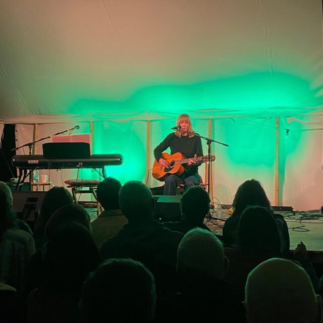 Beth Orton held her audience rapt at Sandy Hill Arts with a unique solo gig, just for us! Wow!! Thank you @bethorton
You were magical.